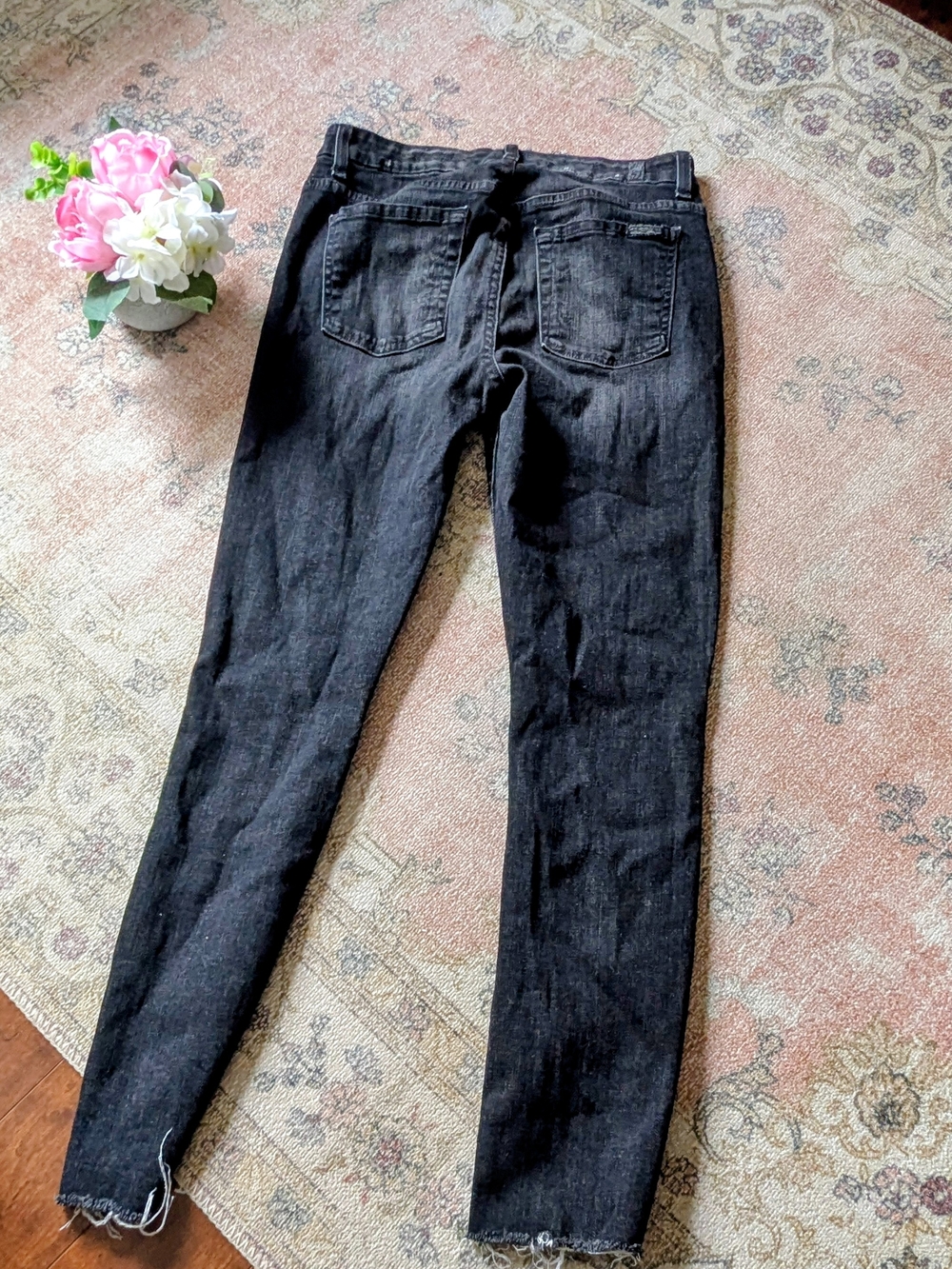 Black Skinny Jeans - Raw Hem Seven For All Man Kind Size 28